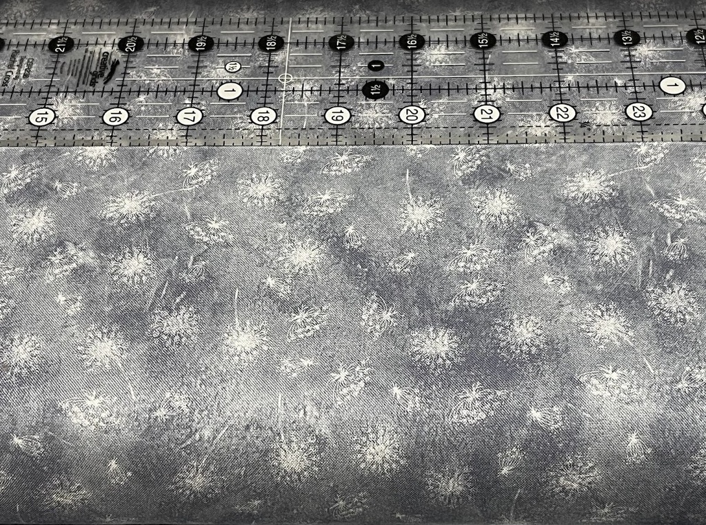 Dandelion Flowers Light Gray, Stof Fabrics, Fine Lines in Red, Blank Quilting