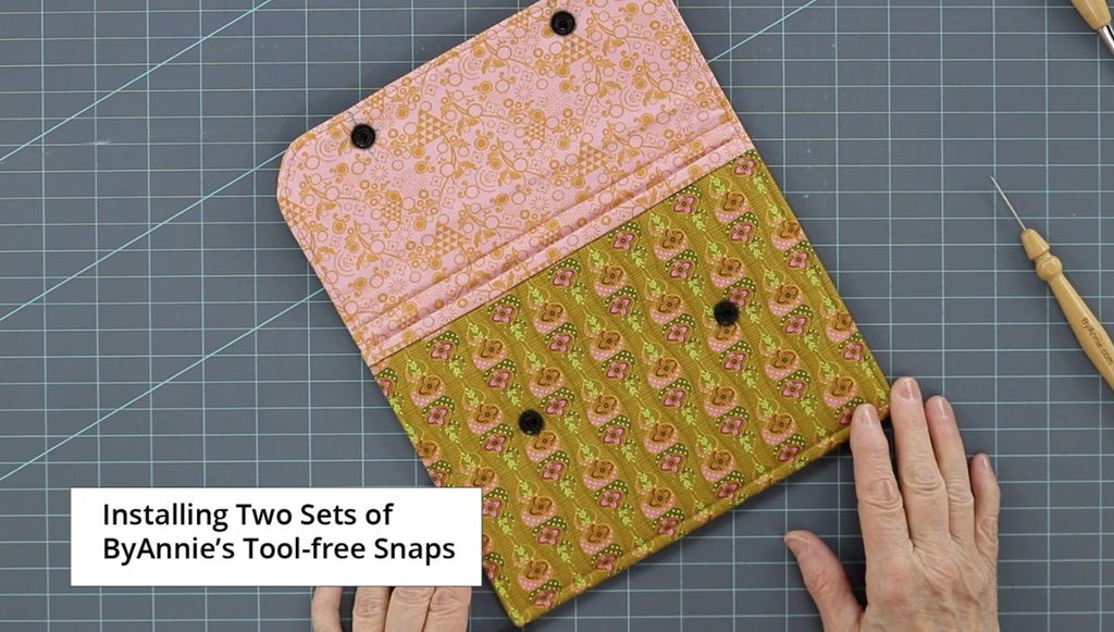 Tool-Free Snaps - Set of Four - Black Metal, byAnnie