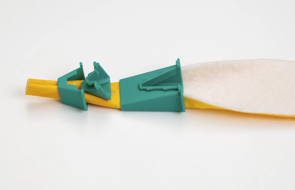 Fabric Tube Maker, Clover