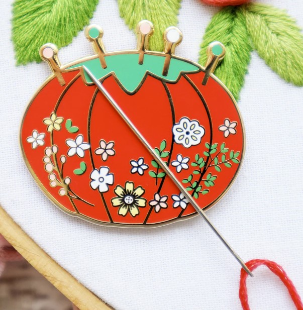 Vintage Tomatoe Floral Pin Cushion Needle Minder, Beverly McCullough, Flamingo Toes