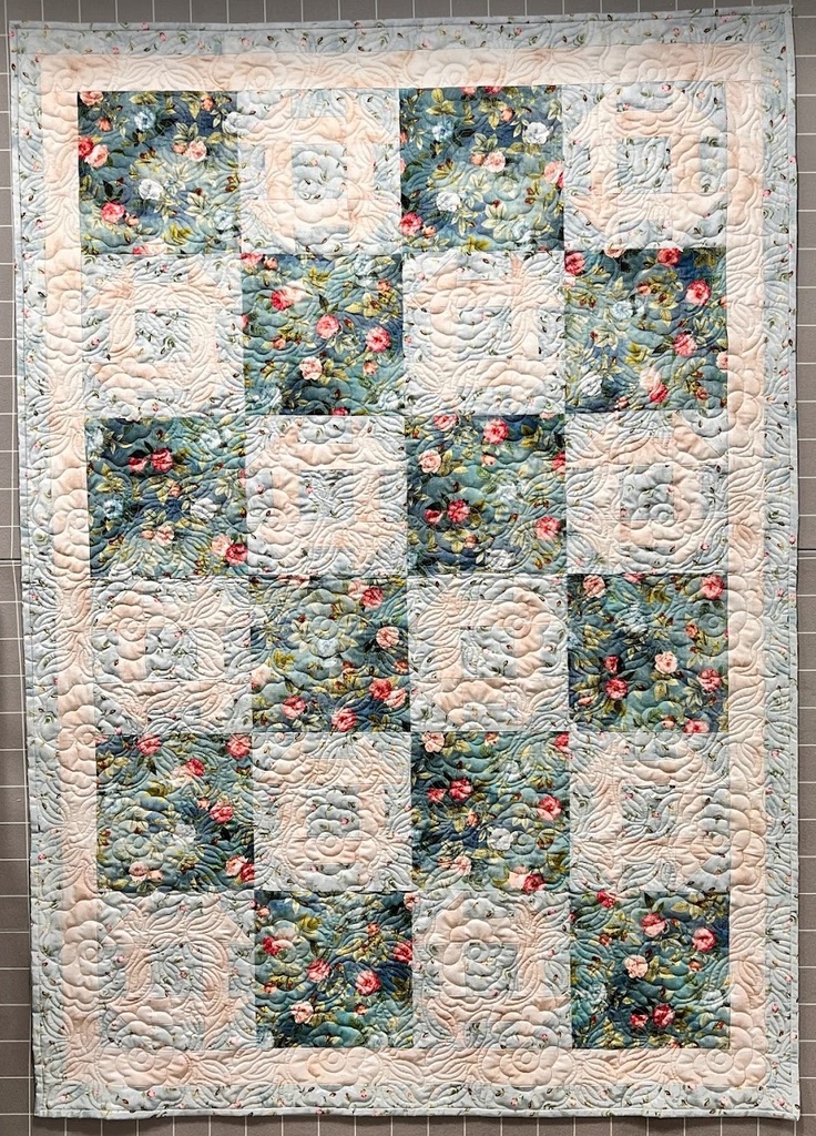 Daniella Floral Sample Quilt, 42" x 59",P&B Textiles